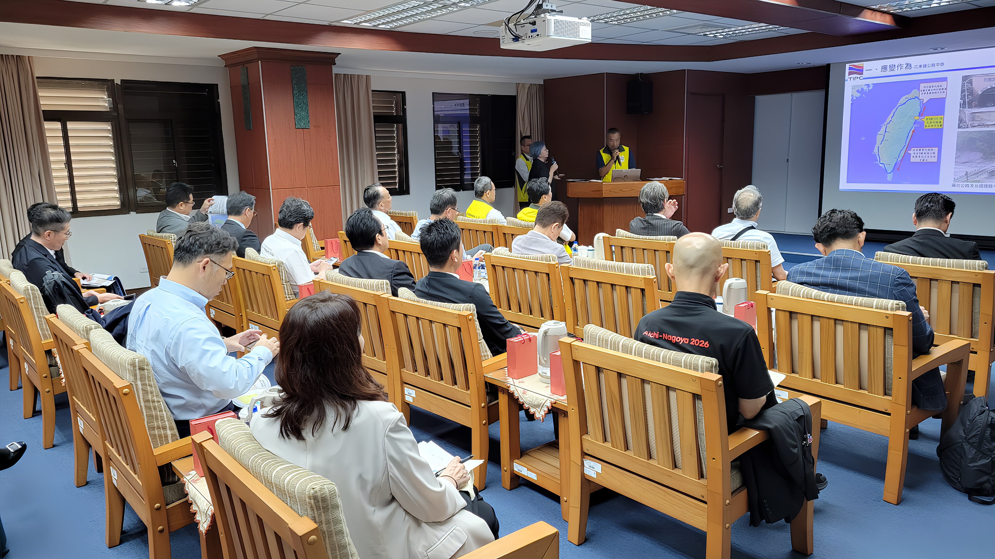 圖2、花蓮港務分公司向名古屋參訪團分享緊急應變作為